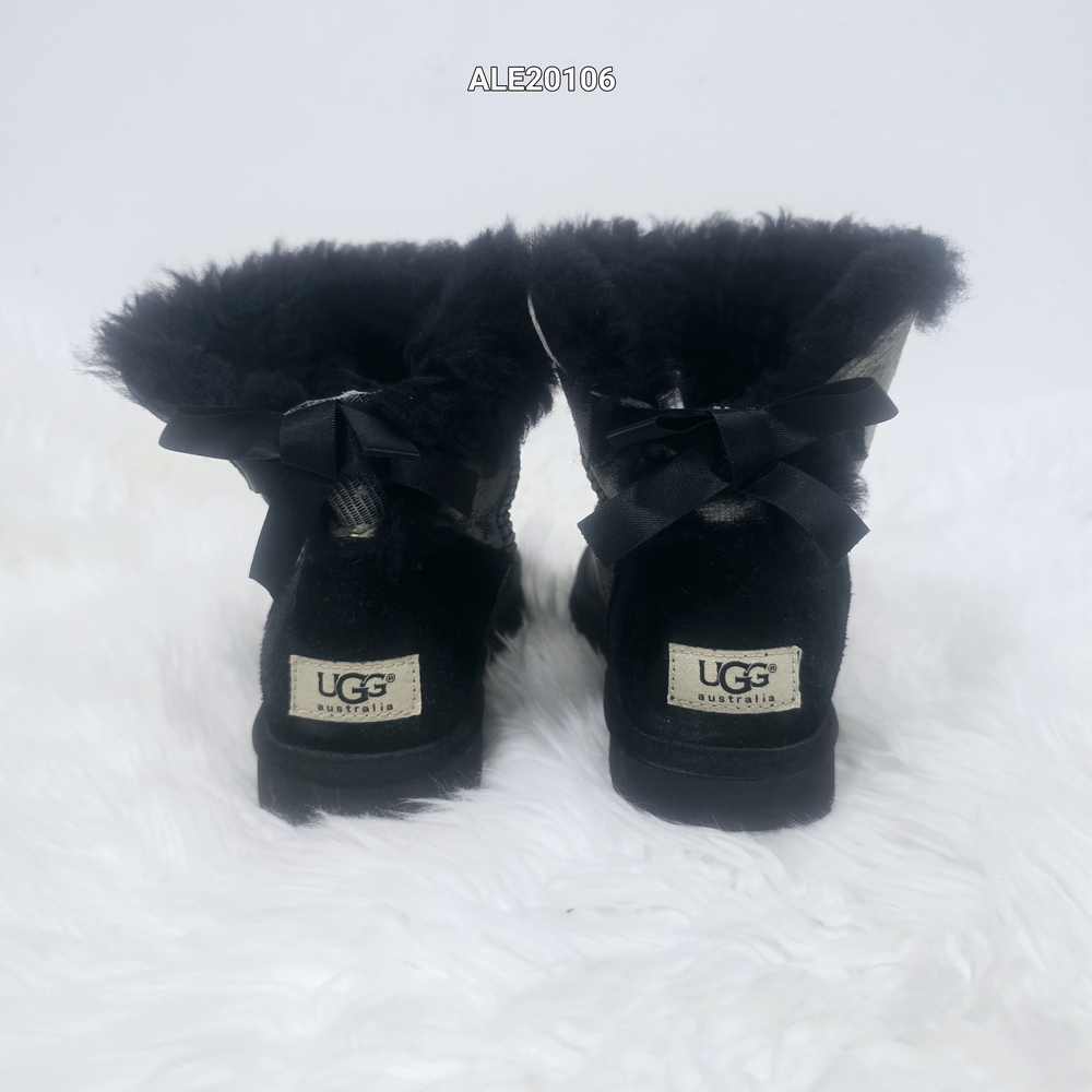 UGG Australia Women's Mini Bailey Bow Snake boots, size 7. - Picture 4 of 13